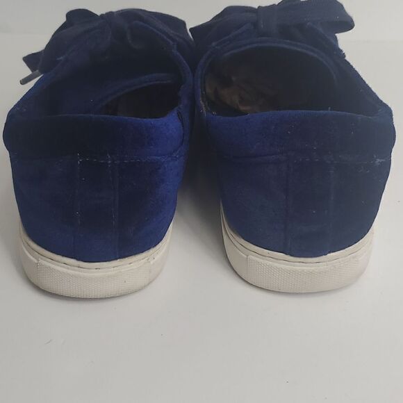 Kenneth Cole Reaction Joey 3 Blue Velvet Embroidered Floral Tennis Shoes Size 9M - Picture 6 of 12